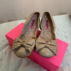 Betsey Johnson Shoes